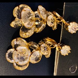 Clip earrings